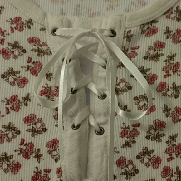 Top - Picture 3 of 3